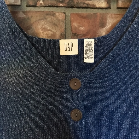 ✨VINTAGE GAP MOCK DENIM TANK TOP✨ - Picture 3 of 4